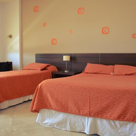 Hotel La Posada Del Viajero Río Cuarto エクステリア 写真