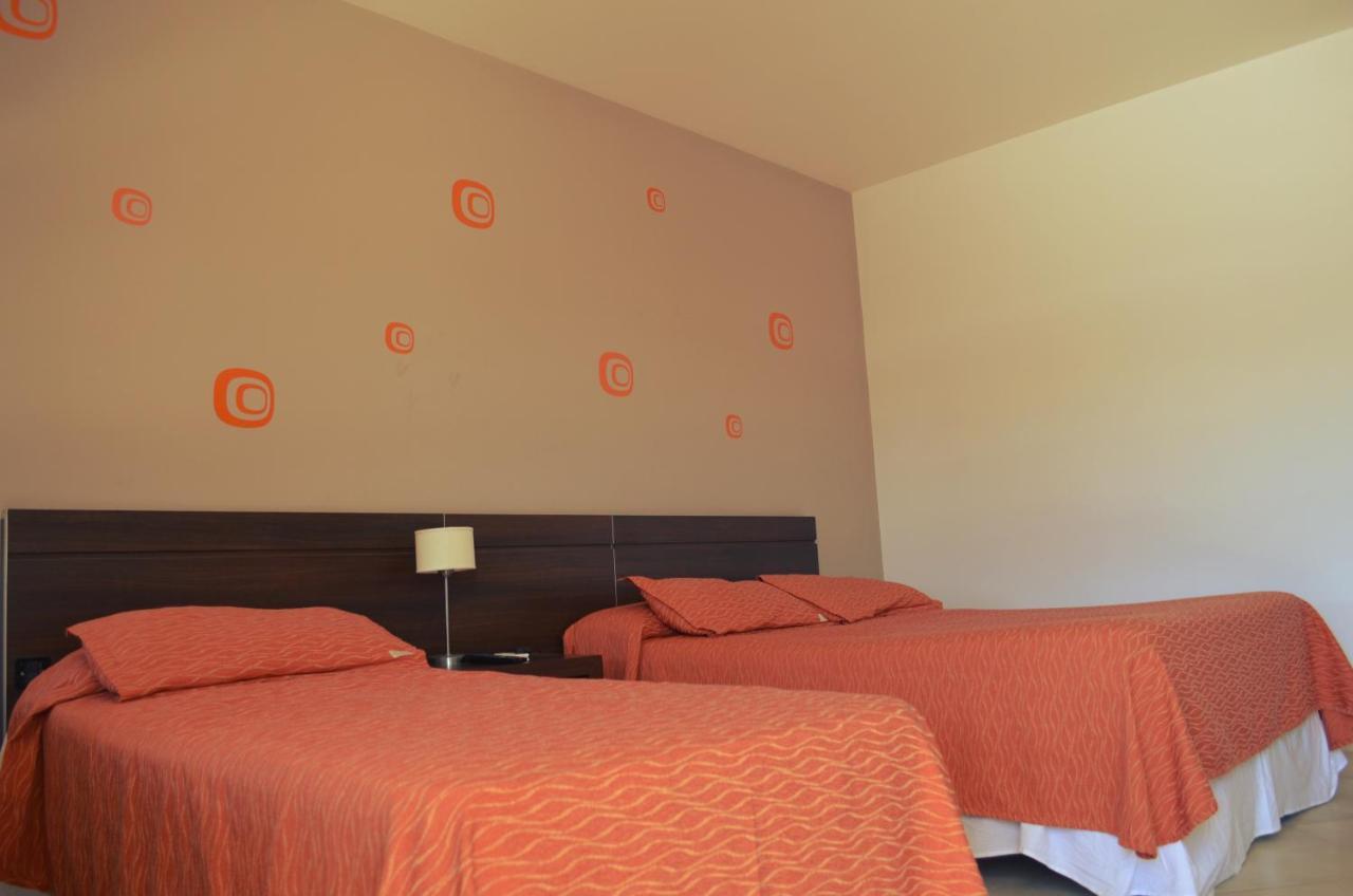 Hotel La Posada Del Viajero Río Cuarto エクステリア 写真